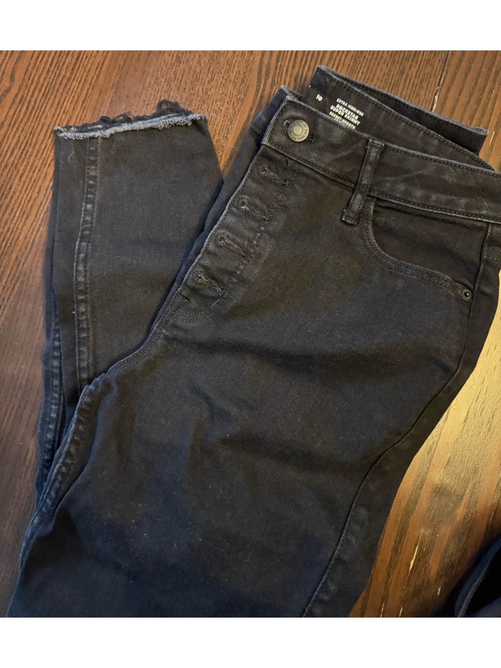 Black Women’s Extra High-Rise Skinny Jeans